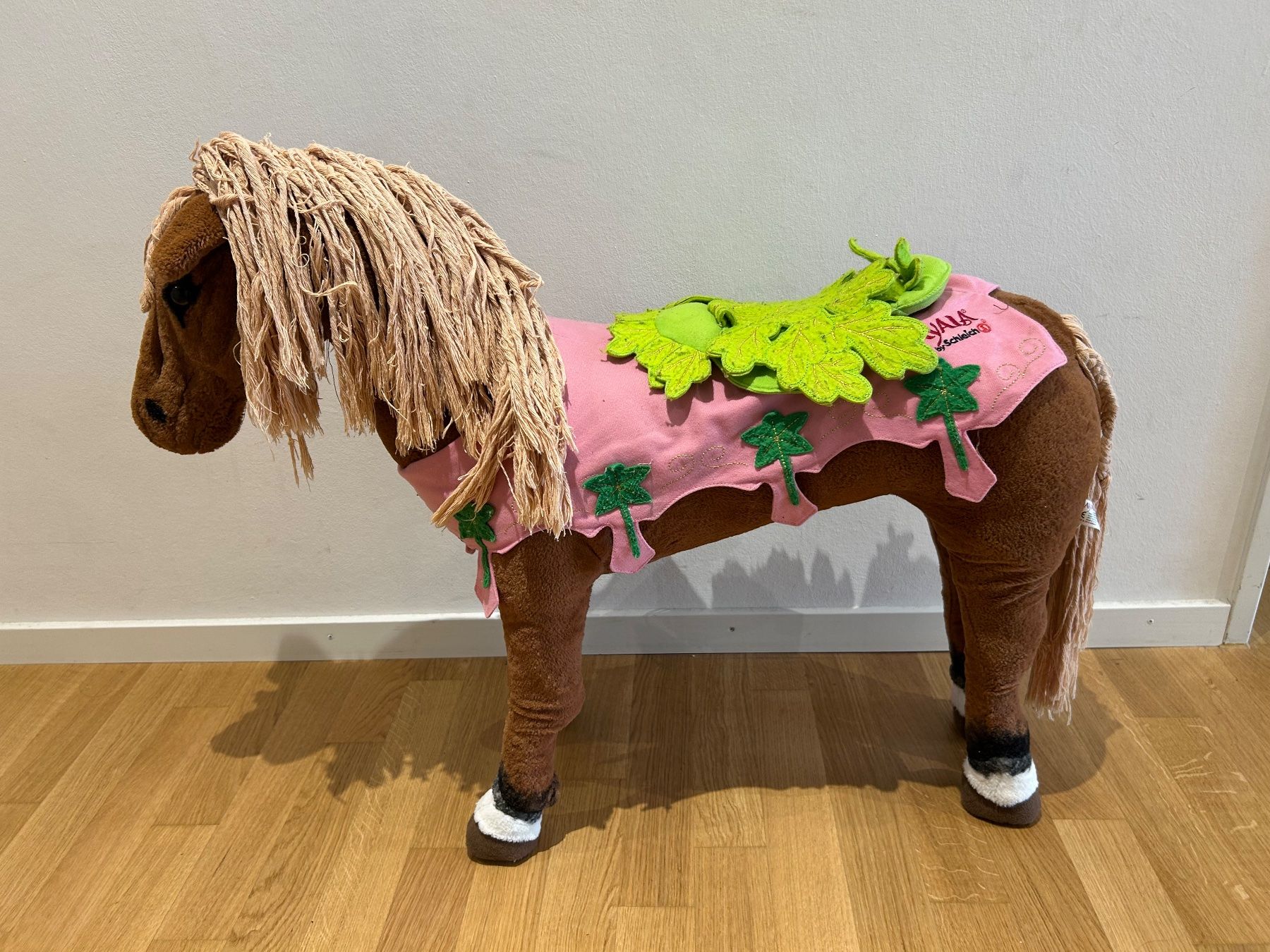 Giocattoli: Kinder Stoffpferd 80cm x 65 cm – Usato da Luzern venduto da Marcel_1978