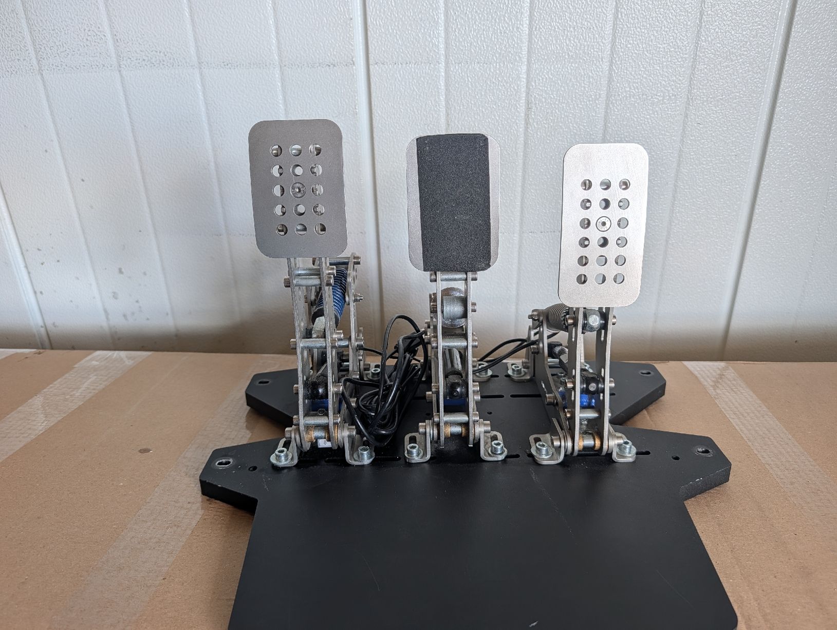 Heusinkveld Controller: Pédalier Heusinkveld ultimate  – Gebraucht aus Bevaix von yle_9hb2