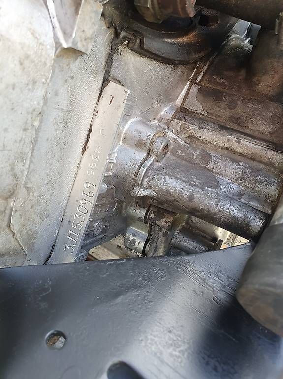 Tutti pezzi di ricambio auto: Buick V8 215 cui 1963 Motor – Usato da Zumikon venduto da zumileu 3