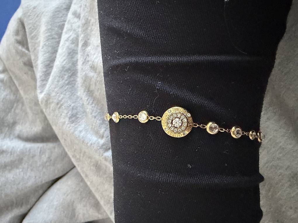 Bracciali & Braccialetti: GUESS ARMBAND – Nuovo e nell'imballaggio originale da Menznau venduto da liisaa.kr 2
