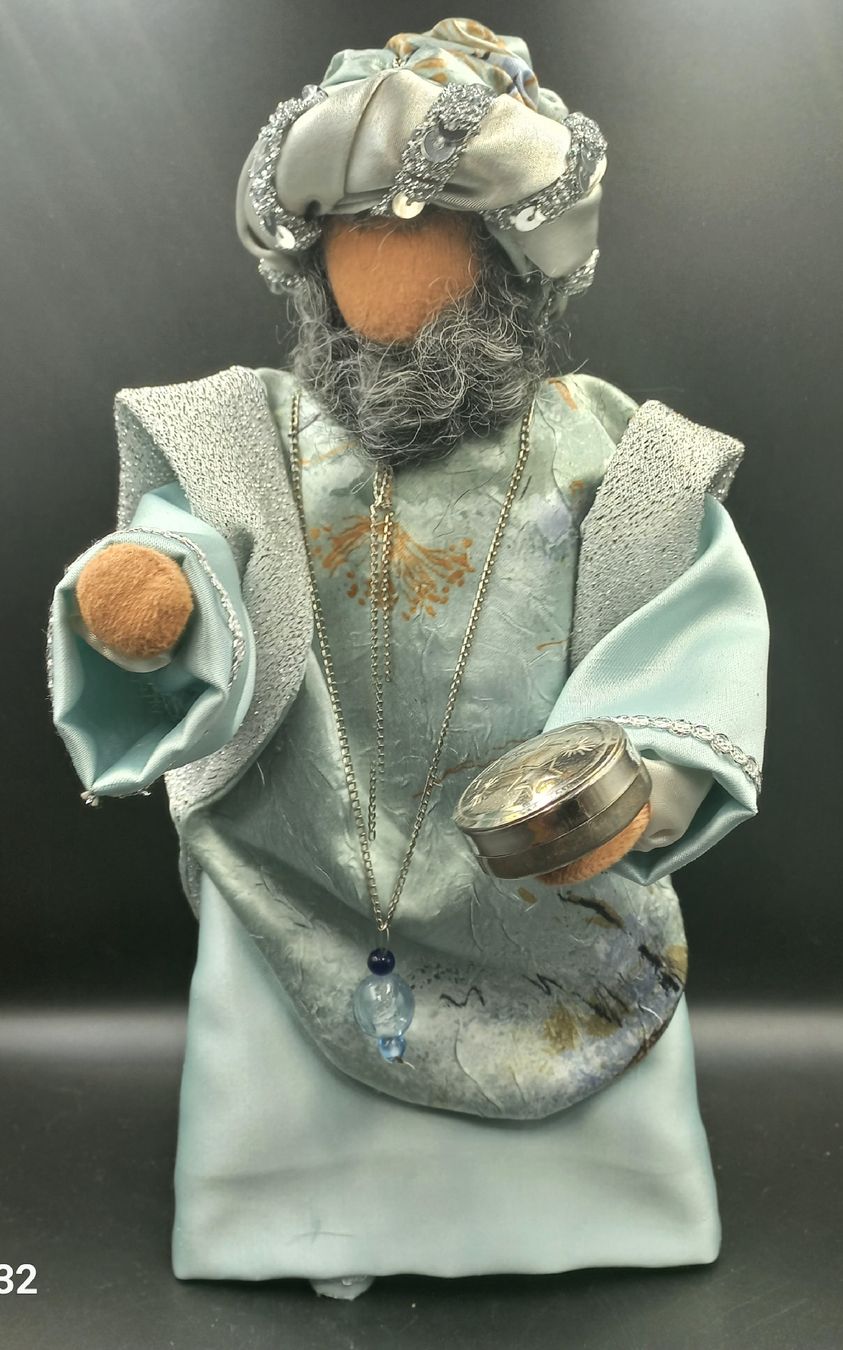 Statuette: Schwarzenberger Krippenfigur, wundervoller König – Nuovo (secondo la descrizione) da Lachen SZ venduto da jimmygoal13