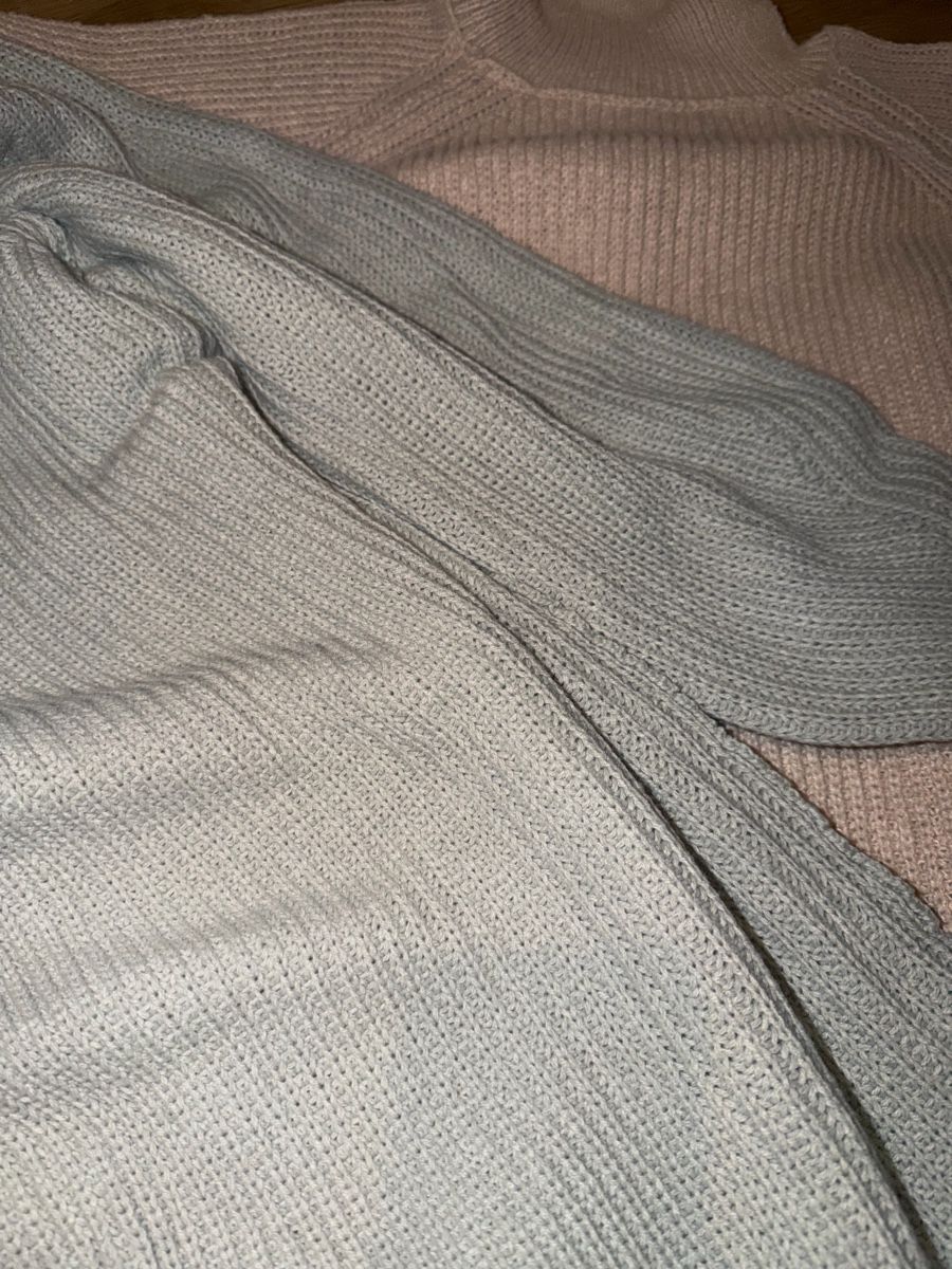 H&M Pullover & Sweatshirts: 2x Pulloverkleider  – Neu (gemäss Beschreibung) aus Kefikon TG von jel_72fp 2
