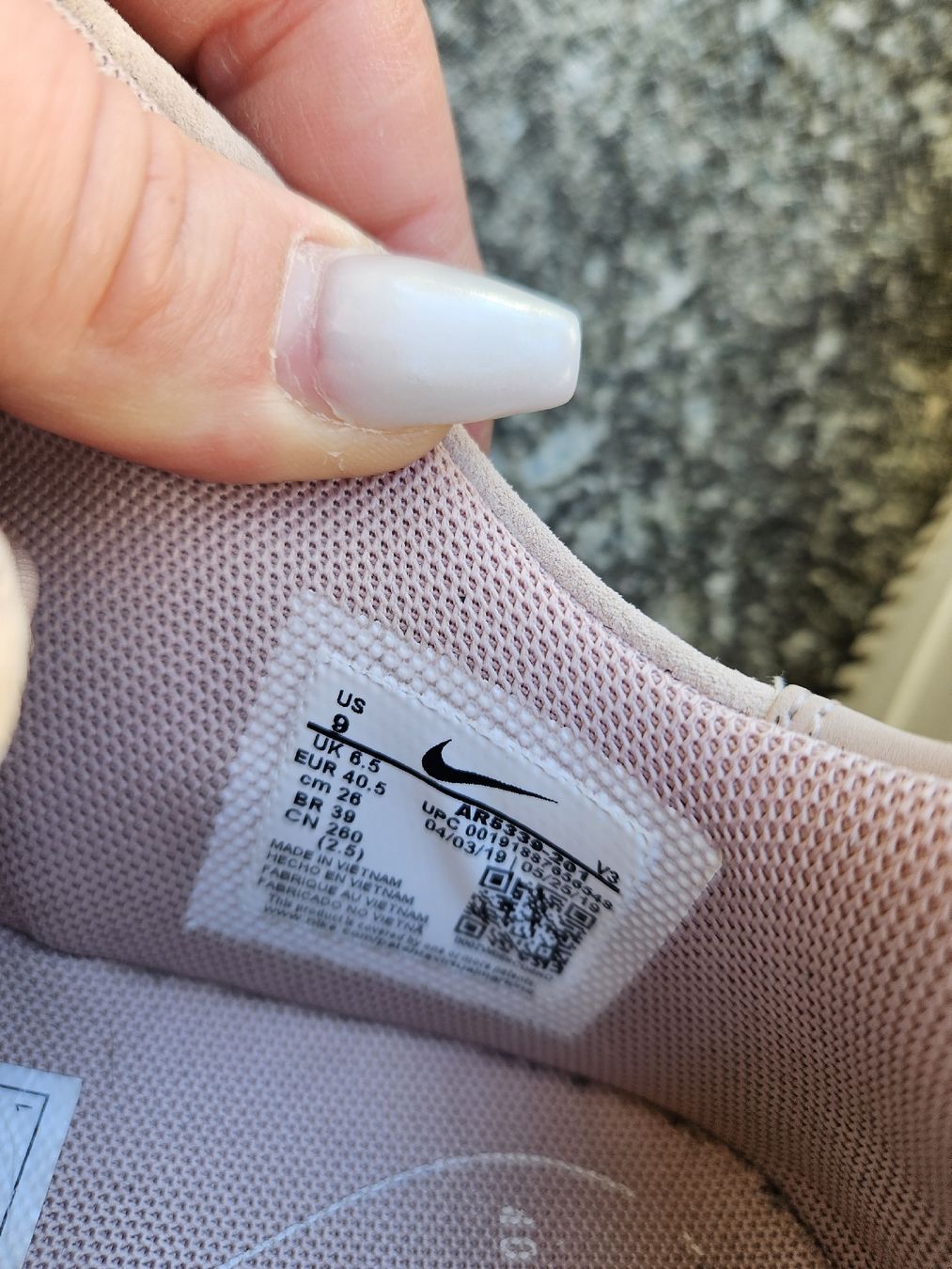Scarpe da donna: Nike Air Force 1 Sage – Usato da Saland venduto da Rose0109 6