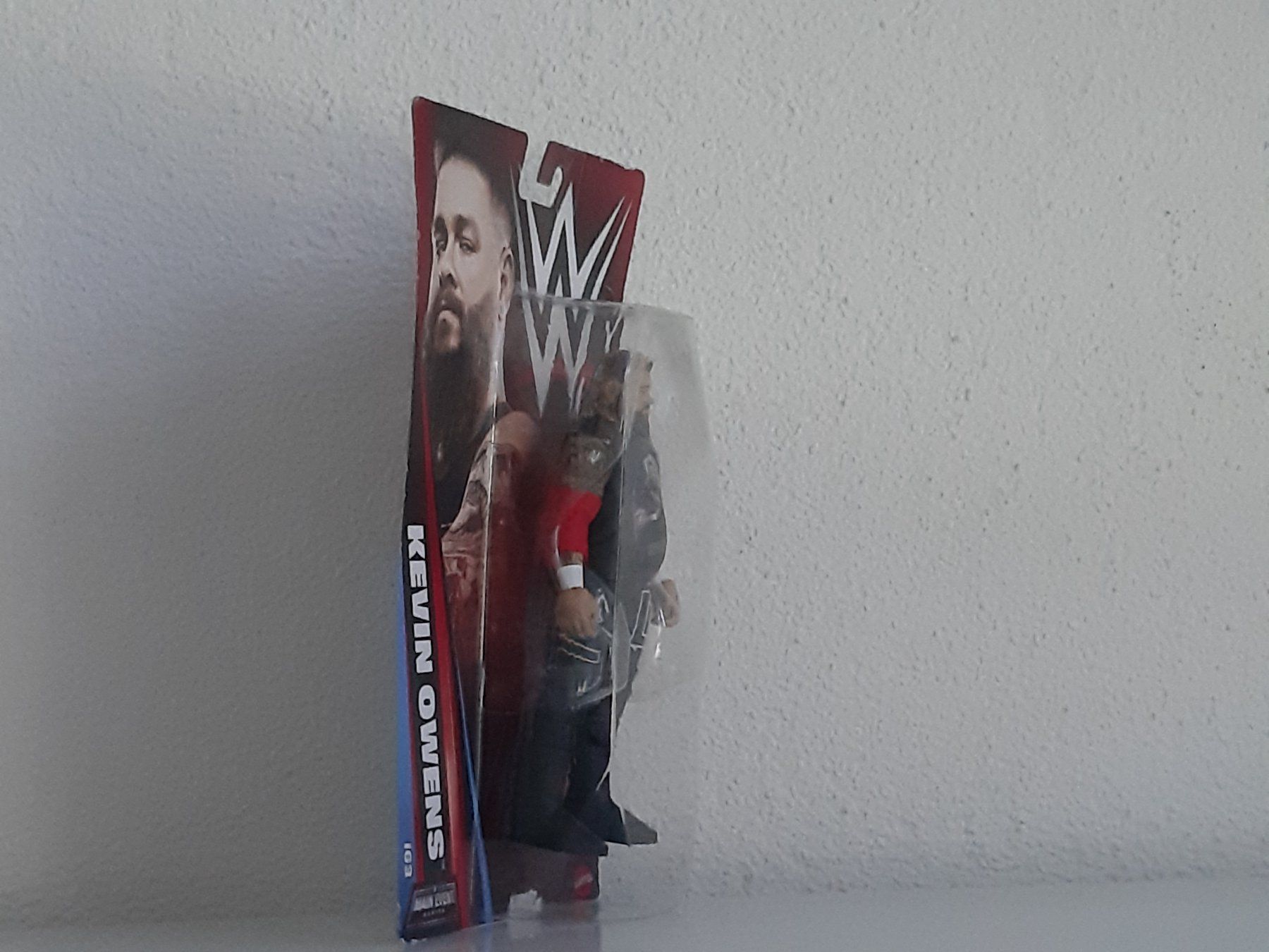 WWE Statuette: WWE Basic Series 163 Action Figure - Kevin Owens – Nuovo e nell'imballaggio originale da Buchs SG venduto da Bray_Law 1