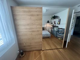 Grosser Spiegelschrank 250×215×60 cm, viel Stauraum