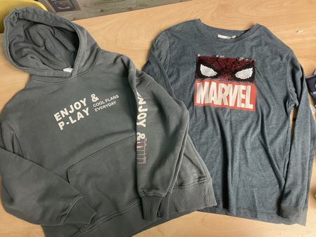 2 coole ZARA Sweat Hoodie/ Shirt Spiderman Gr. 134/140