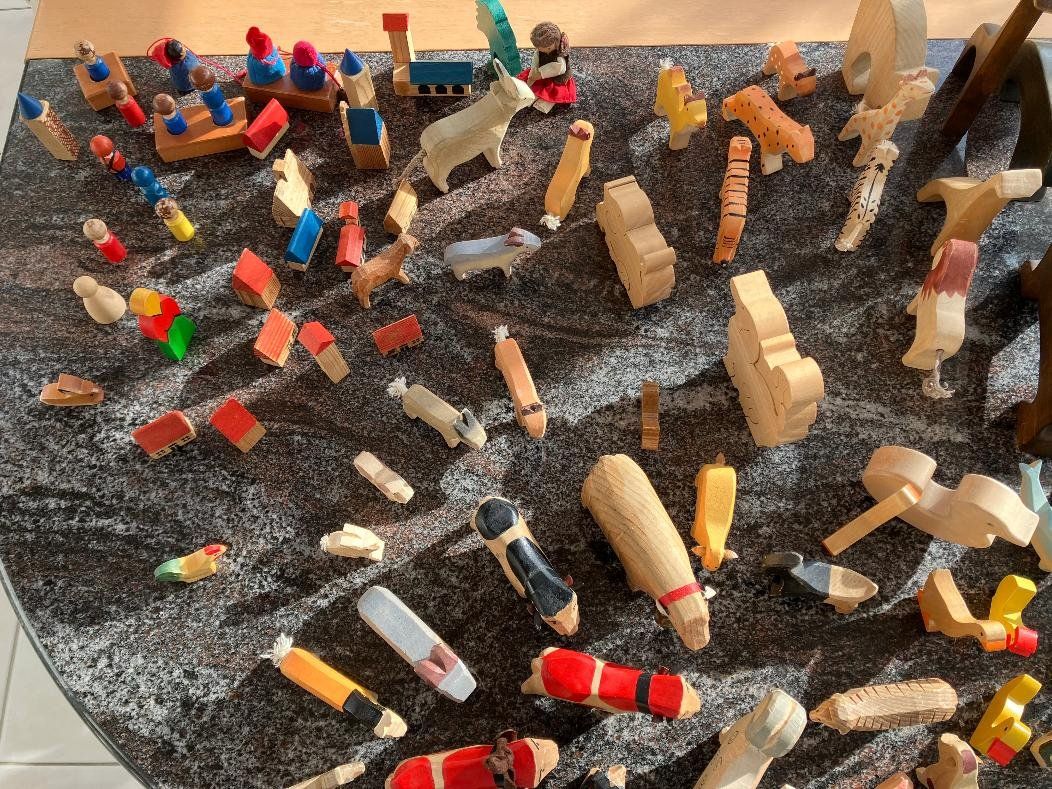Giocattoli: Holztiere und Holzdorf – Usato da Rombach venduto da edi_9j9c 1