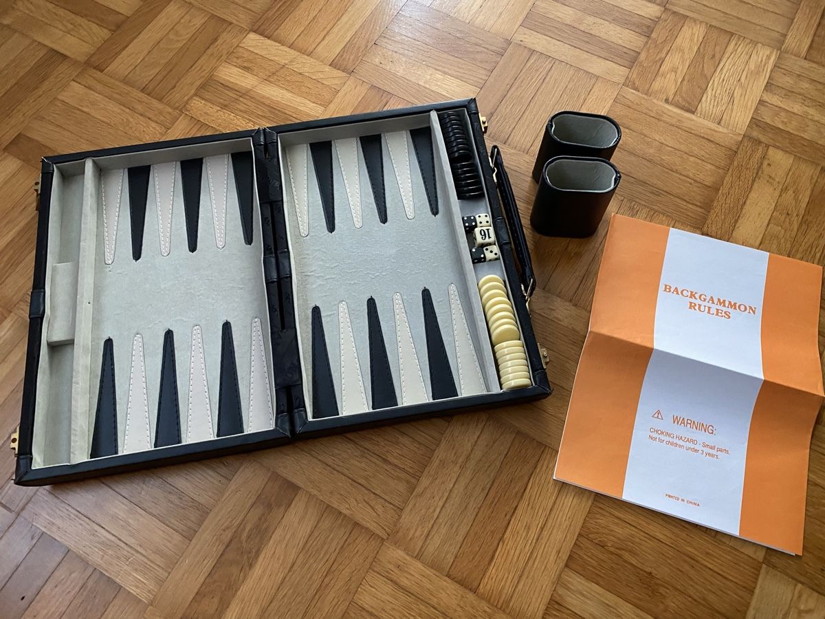 Giochi: Backgammon Spiel Set im edlen Koffer mit Würfeln – Usato da Volketswil venduto da Ahot 2