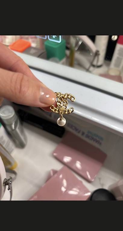 Ohrringe & -stecker: Chanel Ohrringe  – Gebraucht aus Schaffhausen von HG36 2