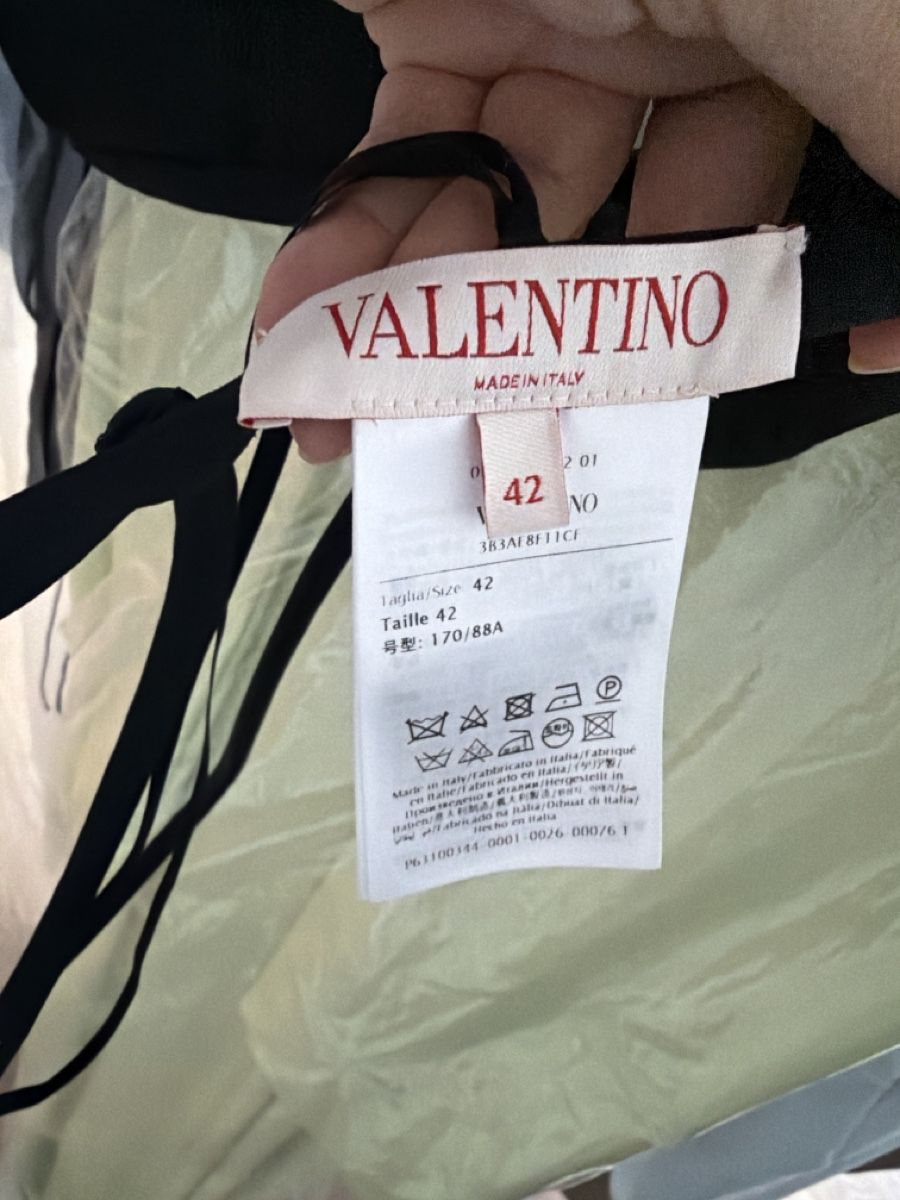 Valentino Top: Valentino top – Nuovo (secondo la descrizione) da Genève venduto da val_rp9x 2