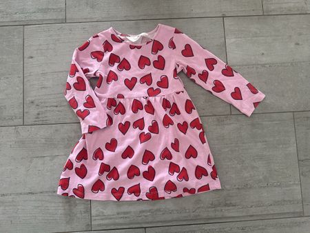H&M Kleid hearts pink Grösse 98/104 guter Zustand