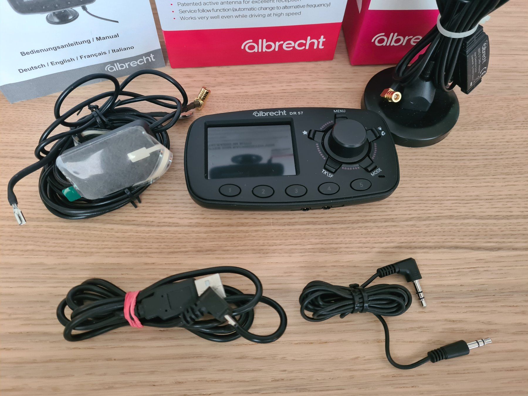 Radio: Albrecht DR57 DAB+ Empfänger Freisprechfunktion – Usato da Zürich venduto da Agios 1