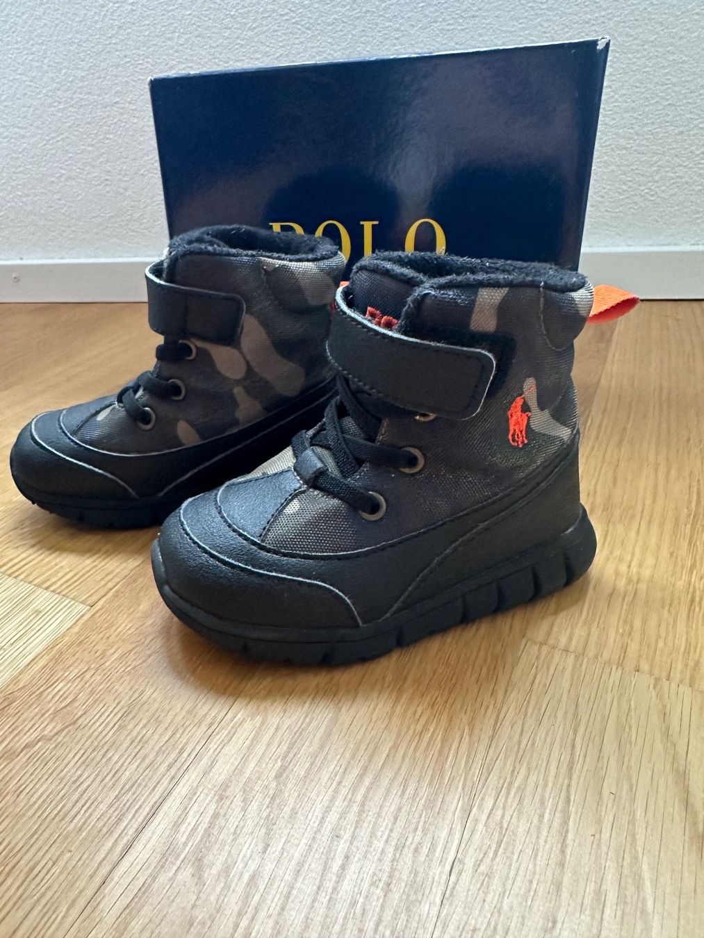 Ralph Lauren Scarpe per ragazzi: Winterschuhe Ralph Lauren Gr. 22 – Usato da Unterägeri venduto da StefanGekko 6