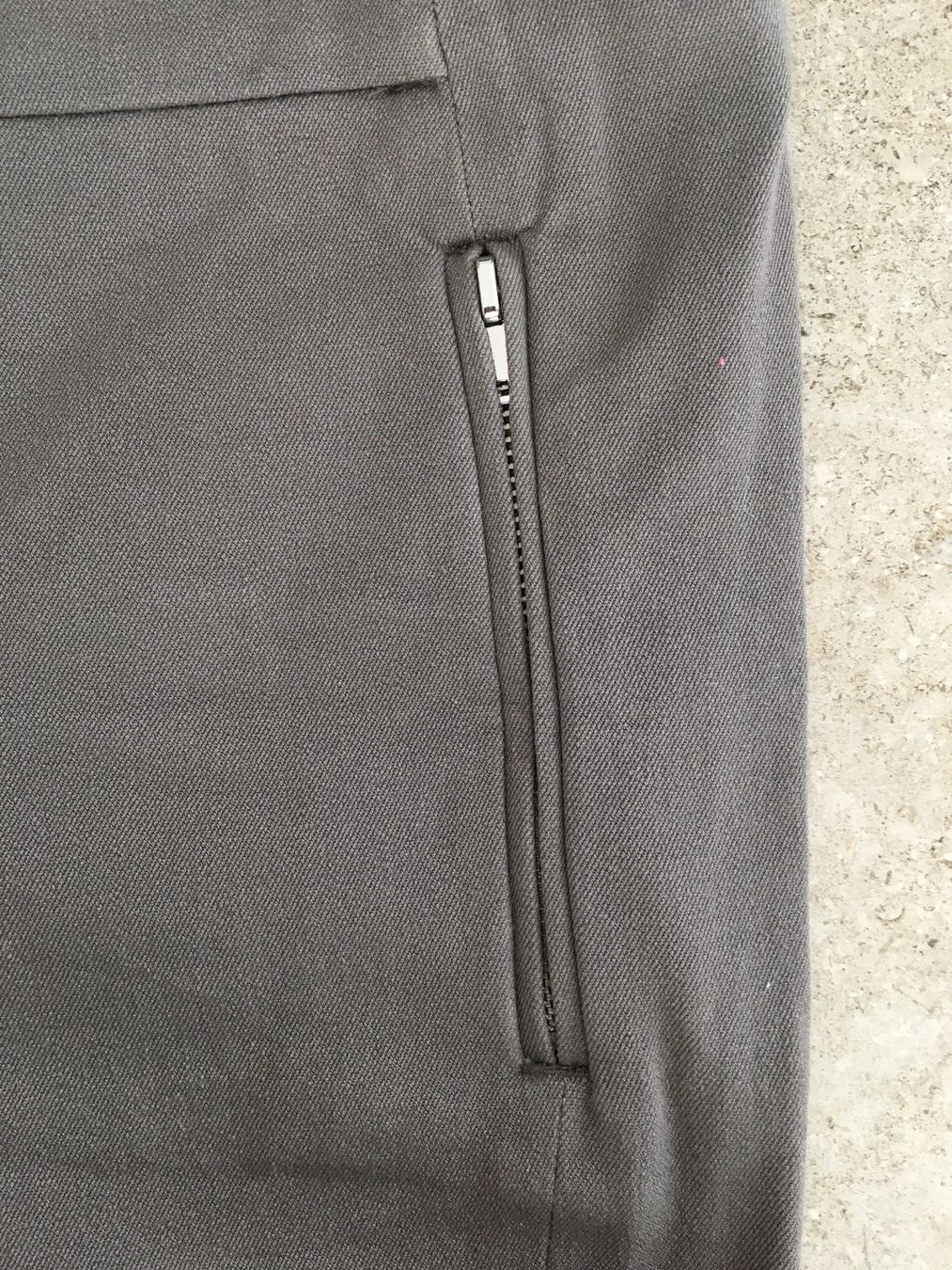 H&M Pantaloni: Business/Anzugshose H&M Gr. 36 – Nuovo (secondo la descrizione) da Gächlingen venduto da Tara_devi 1