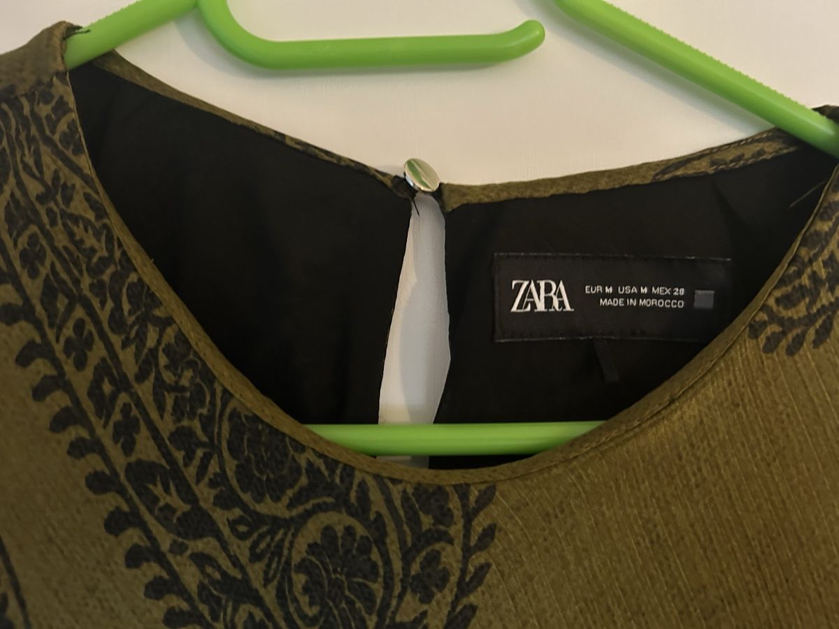Zara Robes: Robe longue kaki imprimé – Neuf (Voir description) à Neuchâtel par EllenB 2