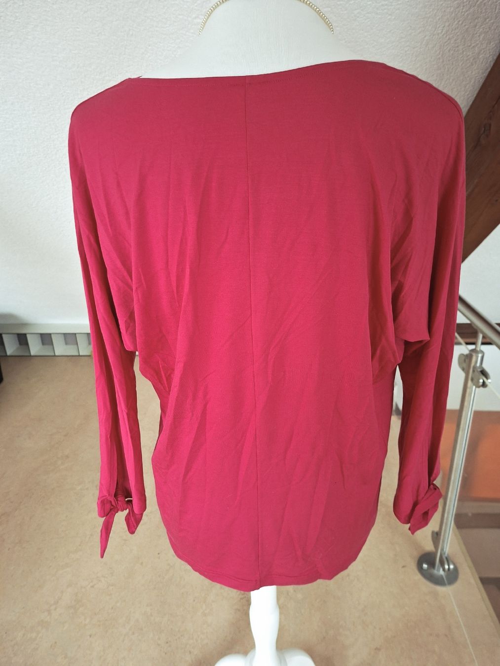 Chemisiers: Pinkes Langarmshirt mit Bändchen, ca Grösse M – D'occasion à Klingnau par vollmond36 2