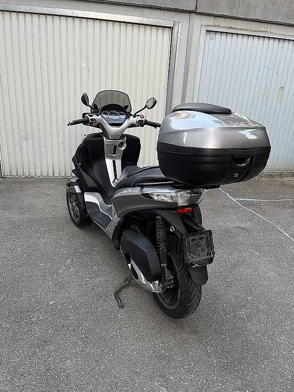 Piaggio A tre ruote: Piaggio mp3 yourban 300 ie – Usato da St. Gallen venduto da podvinicka2 4