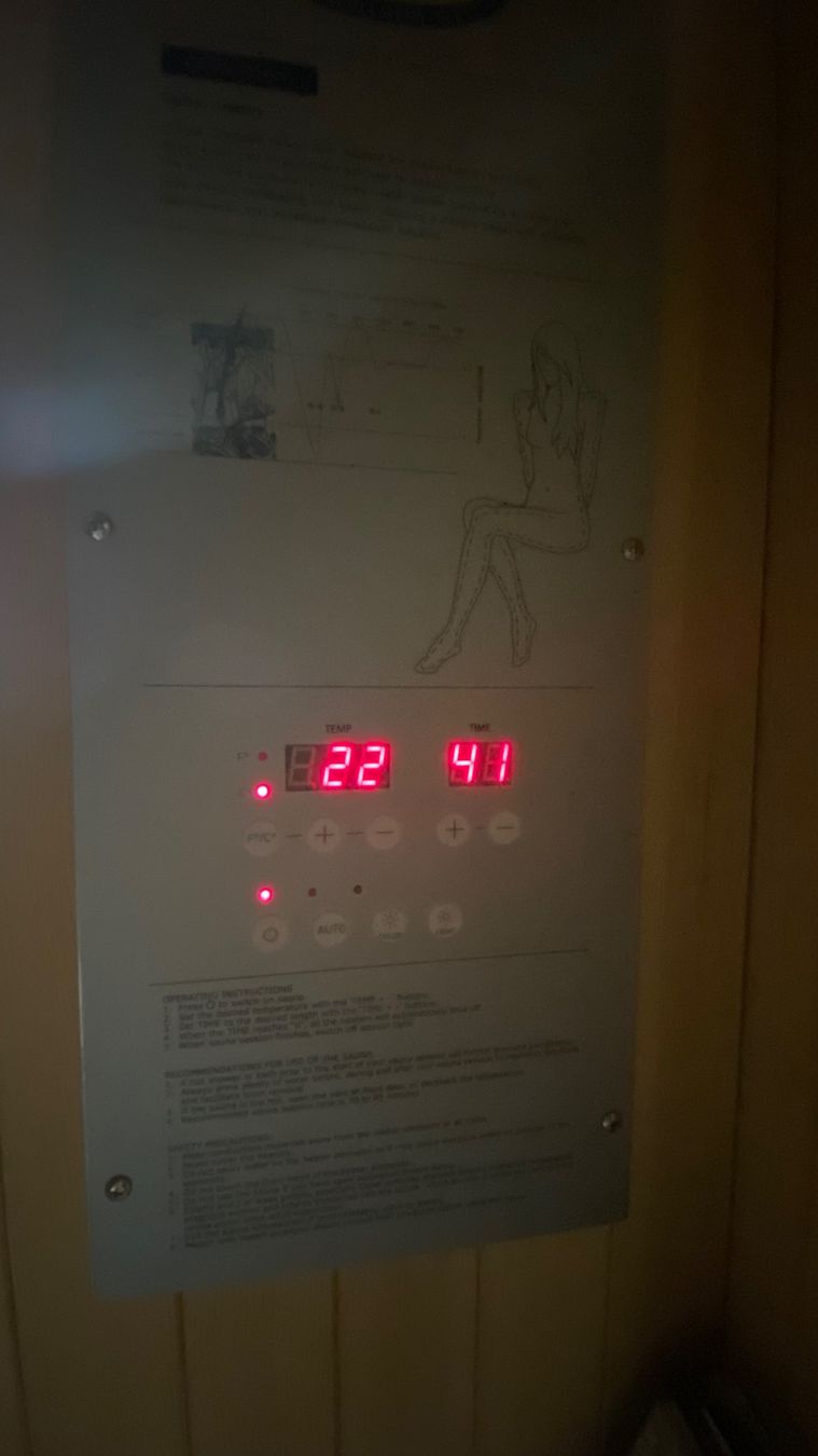 Sauna & Accessori: Infrarotkabine – Usato da Frick venduto da Zimmo 4