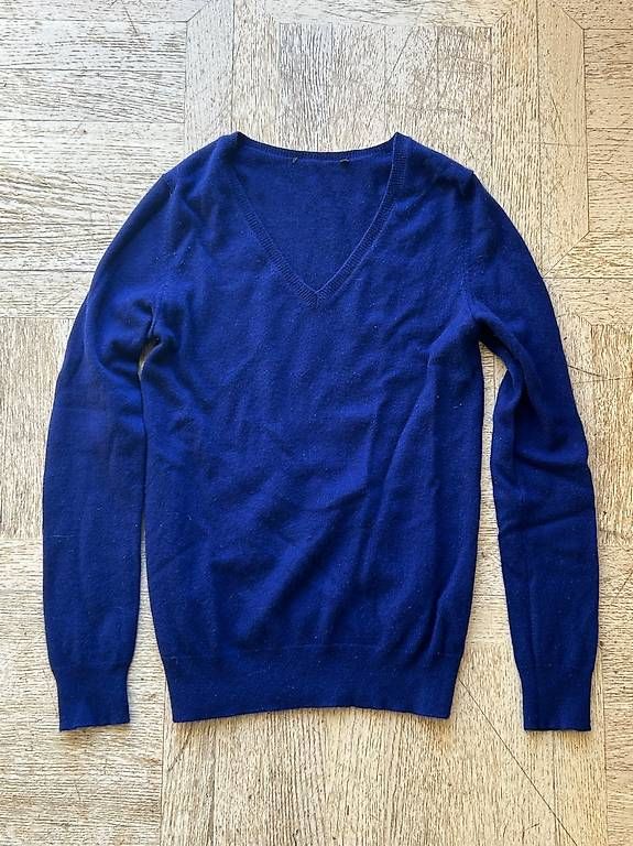 Pullover & Sweatshirts: Cashmere Pullover Blau – Gebraucht aus Zürich von Kascha.B.