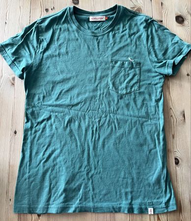 T-Shirt-Set 3 Stk. davon 2 REVOLUTION Grösse L Herren