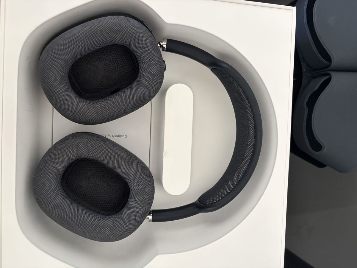 Apple Casques audio: AIRPODS MAX 2 – Neuf (Voir description) à Lausanne par doa_nc5v 2