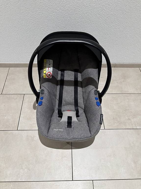 Seggiolini per auto: Avionaut Pixel Pro Babyschale / Autositz inkl. Isofixstation – Usato da Appenzell venduto da Giggs90 2