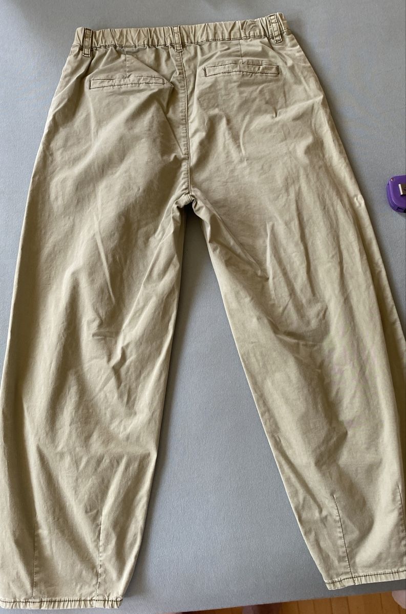 Nile Pantalons: Nile Hose helles Olivegrün, Gr. M – D'occasion à Hünibach par nadalila 1