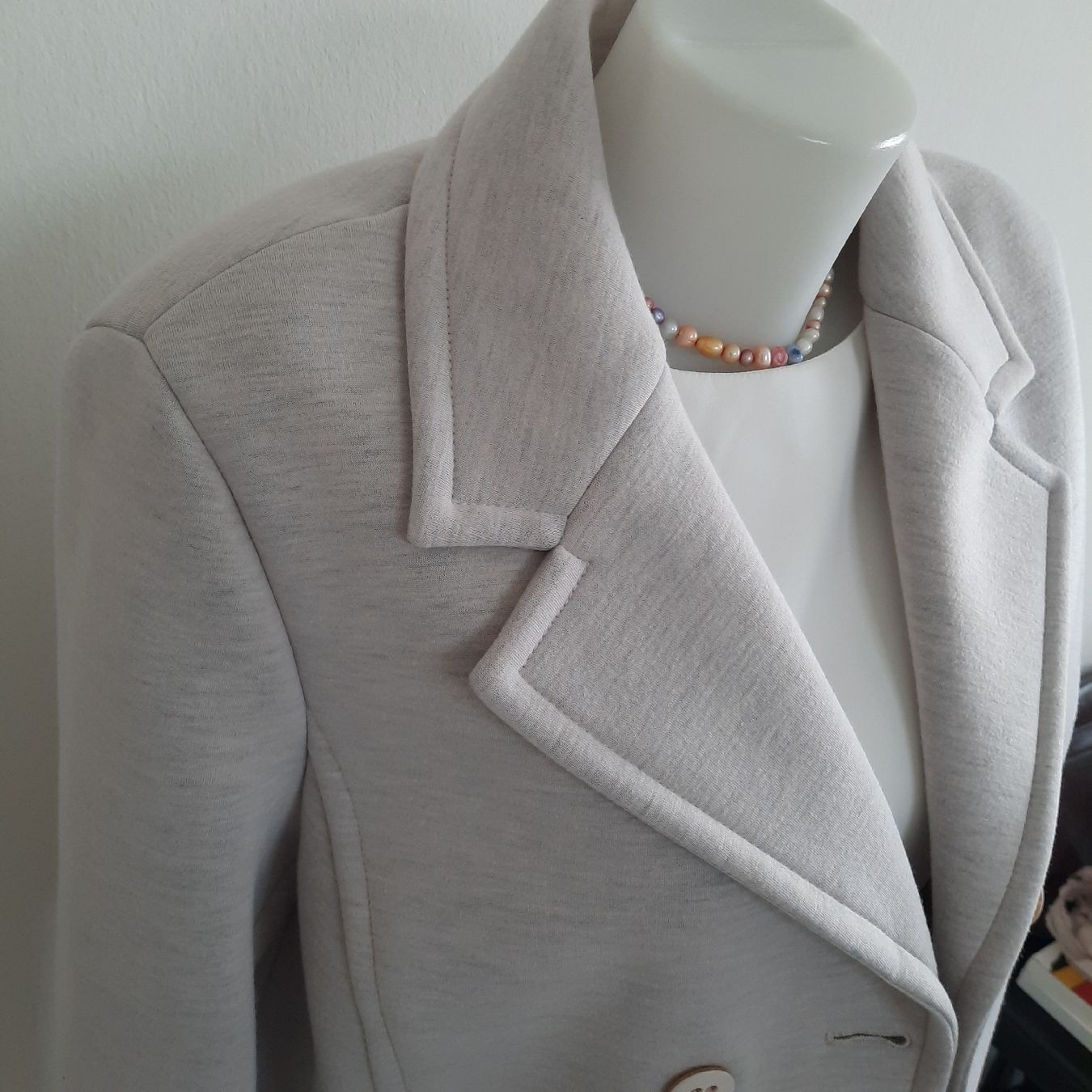 Madeleine Giacche: MADELEINE, BLAZER, GR.42 – Usato da Hinwil venduto da Wuschi40 8