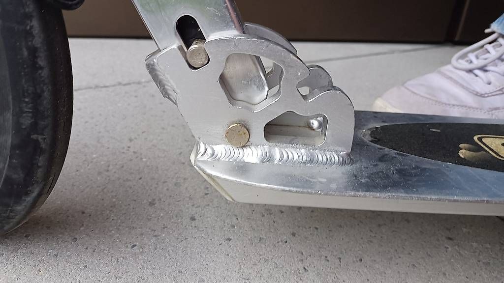 Kickboard: trottinette razor – D'occasion à Thônex par dcas-1226 1