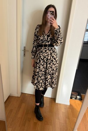 Sézane Hyacinthe Kleid Gr. 36