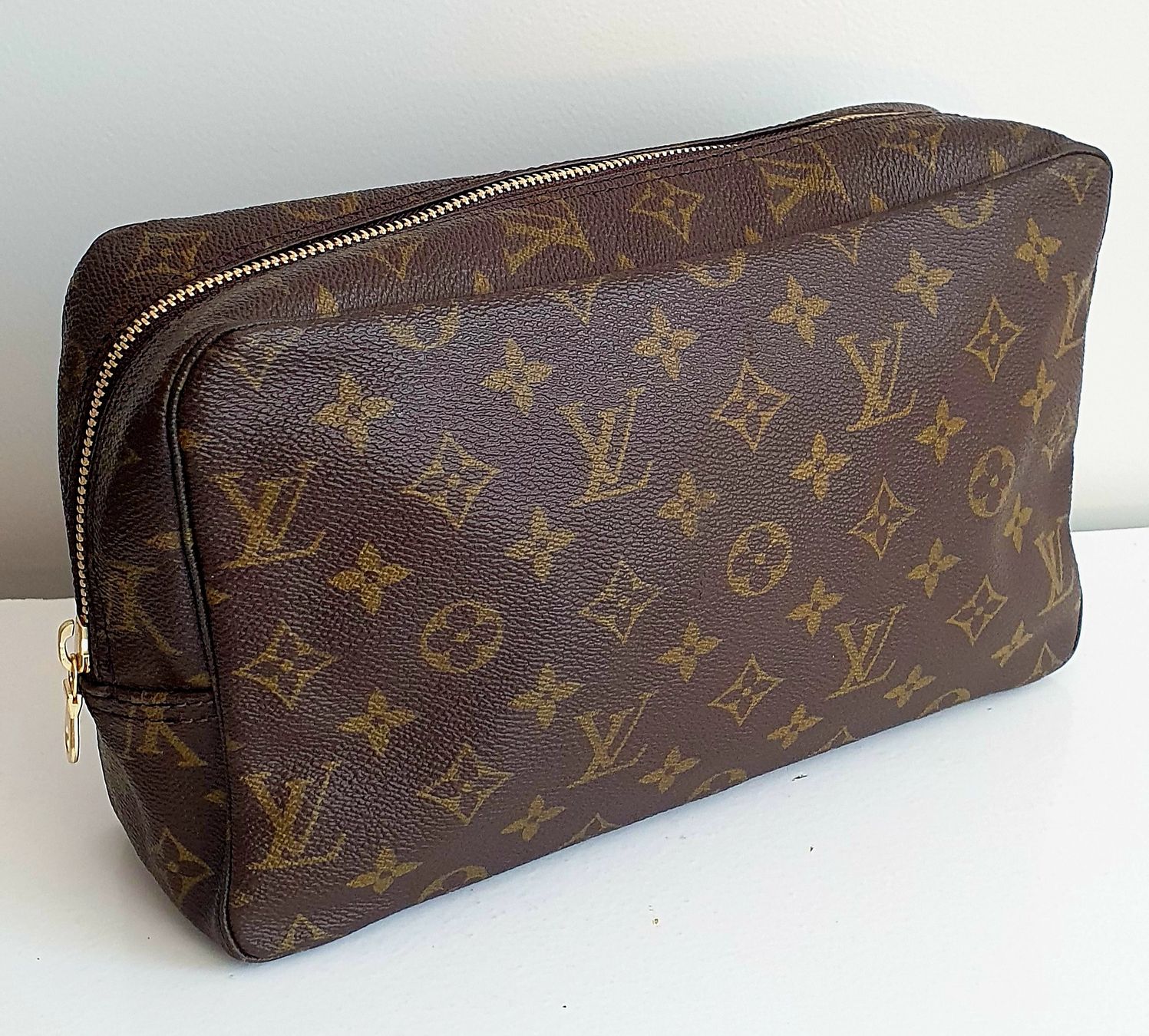 Louis Vuitton Custodie per cosmetici: Louis Vuitton Necessaire GM Gross Monogram Canvas – Usato da Niederteufen venduto da Mira_72
