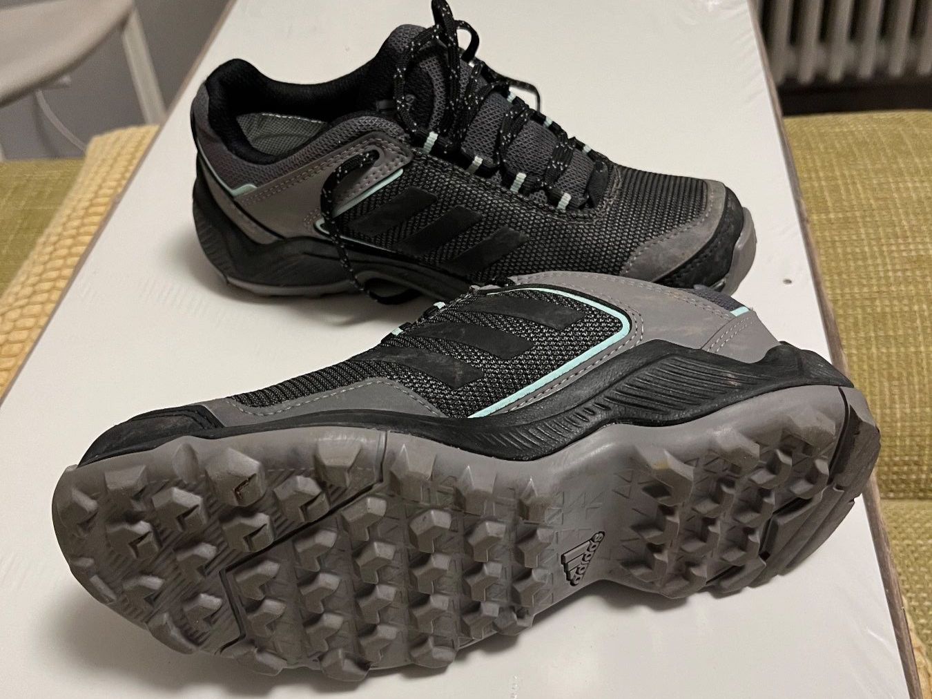 Adidas Scarpe per ragazzi: Adidas Terrex Gore-Tex 36 – Usato da Breganzona venduto da Vstadelmann 1