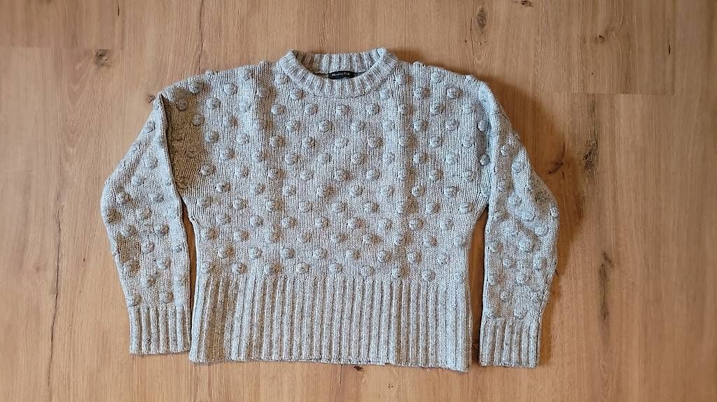 Massimo Dutti Pullover & Sweatshirts: Massimo Dutti Strickpullover mit Noppenmuster Grösse S – Gebraucht aus Gutenswil von schmidii
