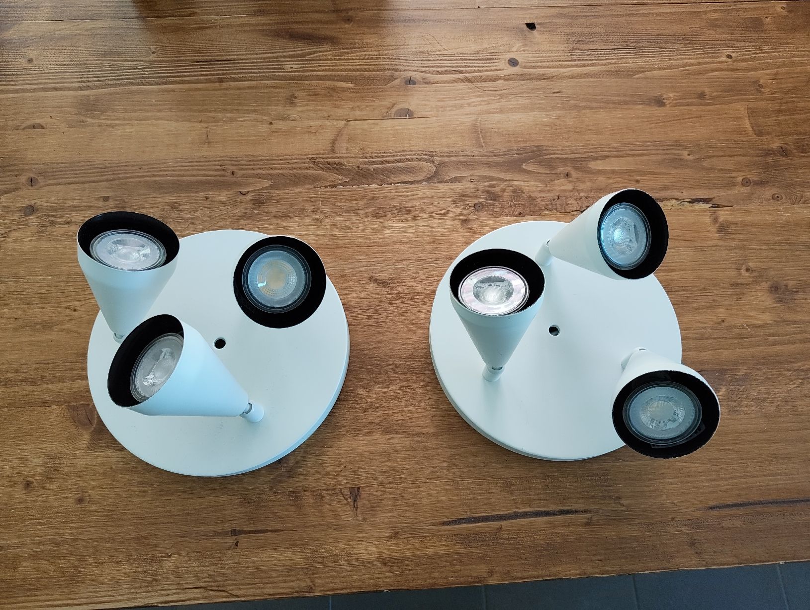 Ikea Lampadari & plafoniere: IKEA Deckenlampe mit 3 Spots, neigbar – Usato da Aesch ZH venduto da carlospp95 2