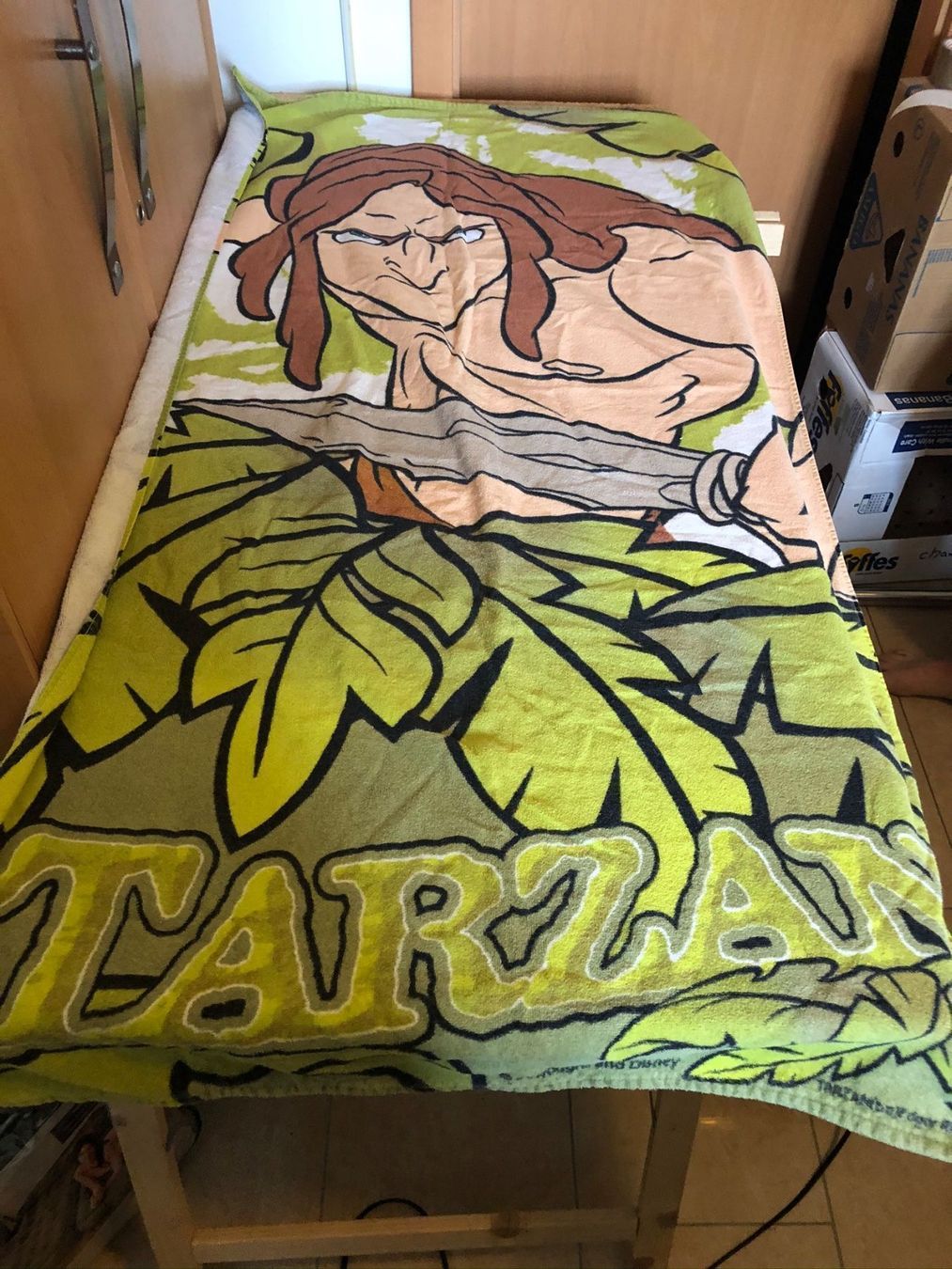 Disney Teli da bagno: Linge de plage tarzan – Usato da Le Brassus venduto da lionete02