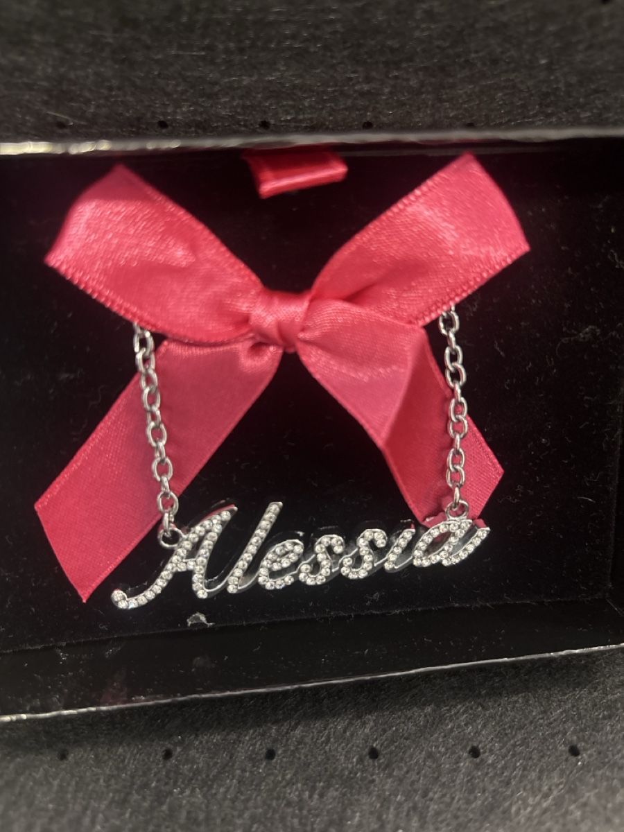 Ketten: Collana nome "Alessia" con strass nuova – Neu und originalverpackt aus Giubiasco von cri_mzc6 1