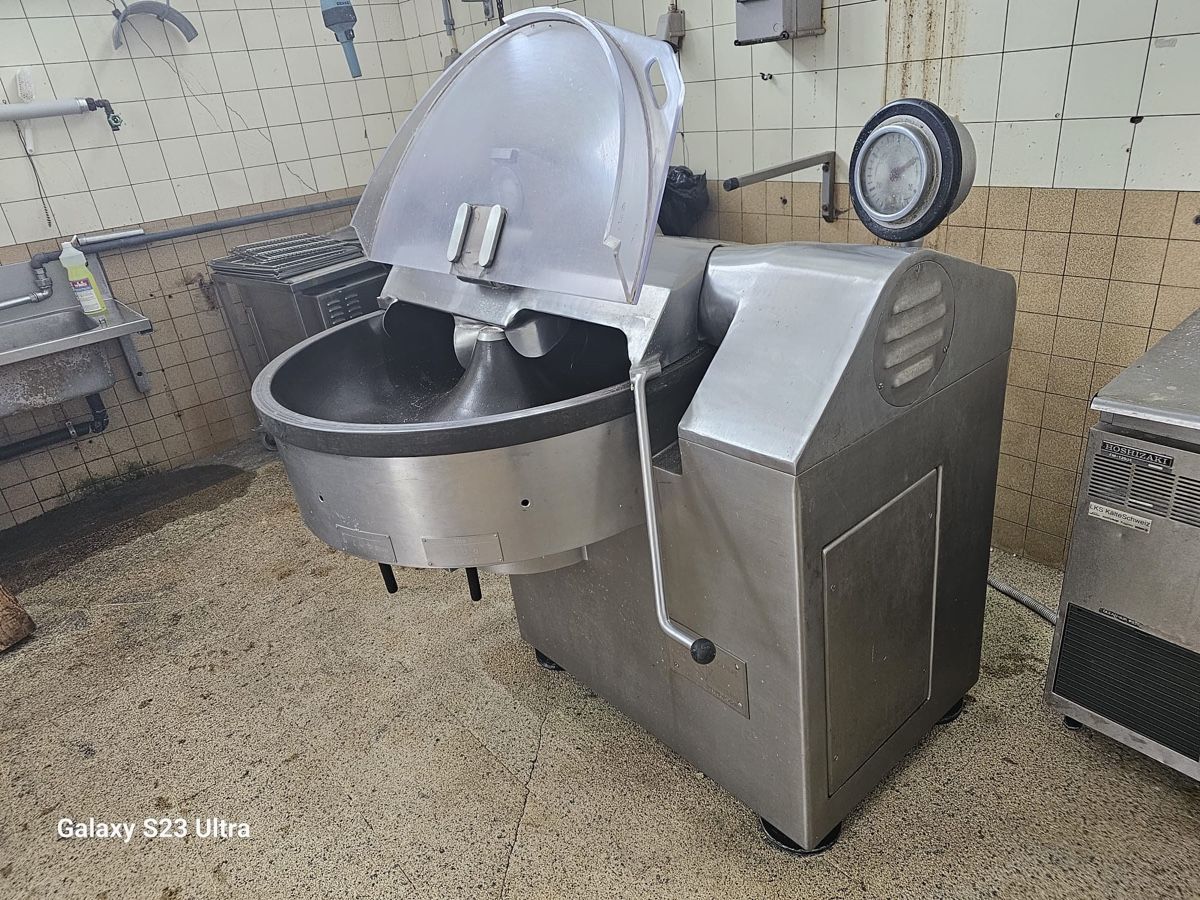 Elettrodomestici da cucina: Fleischverarbeitungsmaschine – Usato da Dietikon venduto da dia_y8y5 4