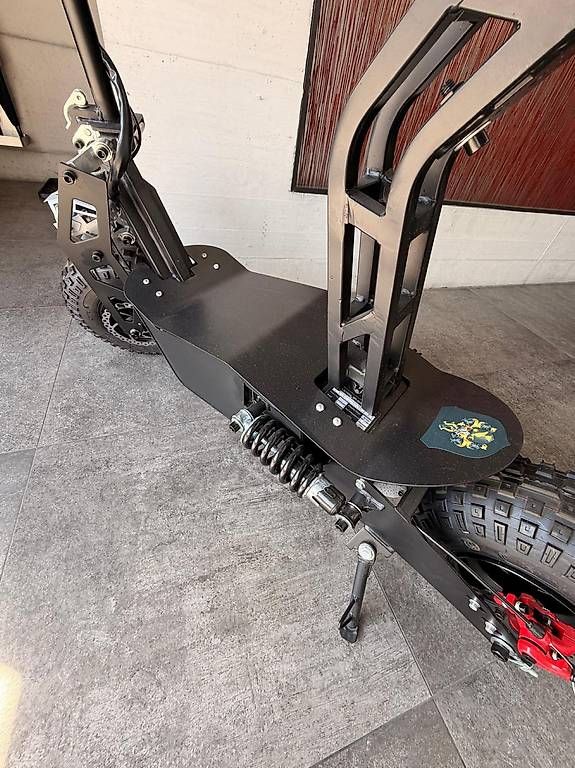 Altro: E-Scooter – Usato da Hofstetten SO venduto da Katharina_Nina_Nina 3