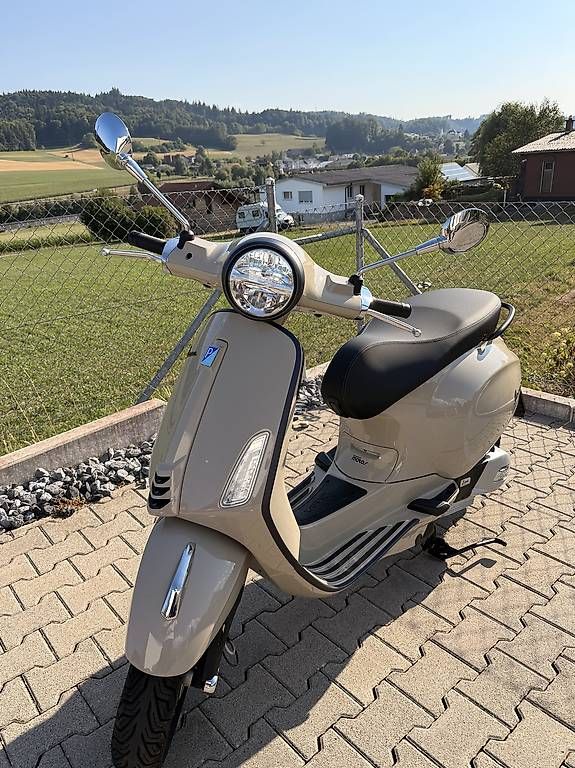 Scooters: Vespa Primavera 125 Sport E5+ – D'occasion à Safenwil par Robin_66 1