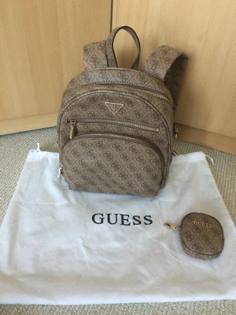 GUESS ORIGINAL - TRES JOLI SAC A DOS NEUF - COMPLET - NEW !