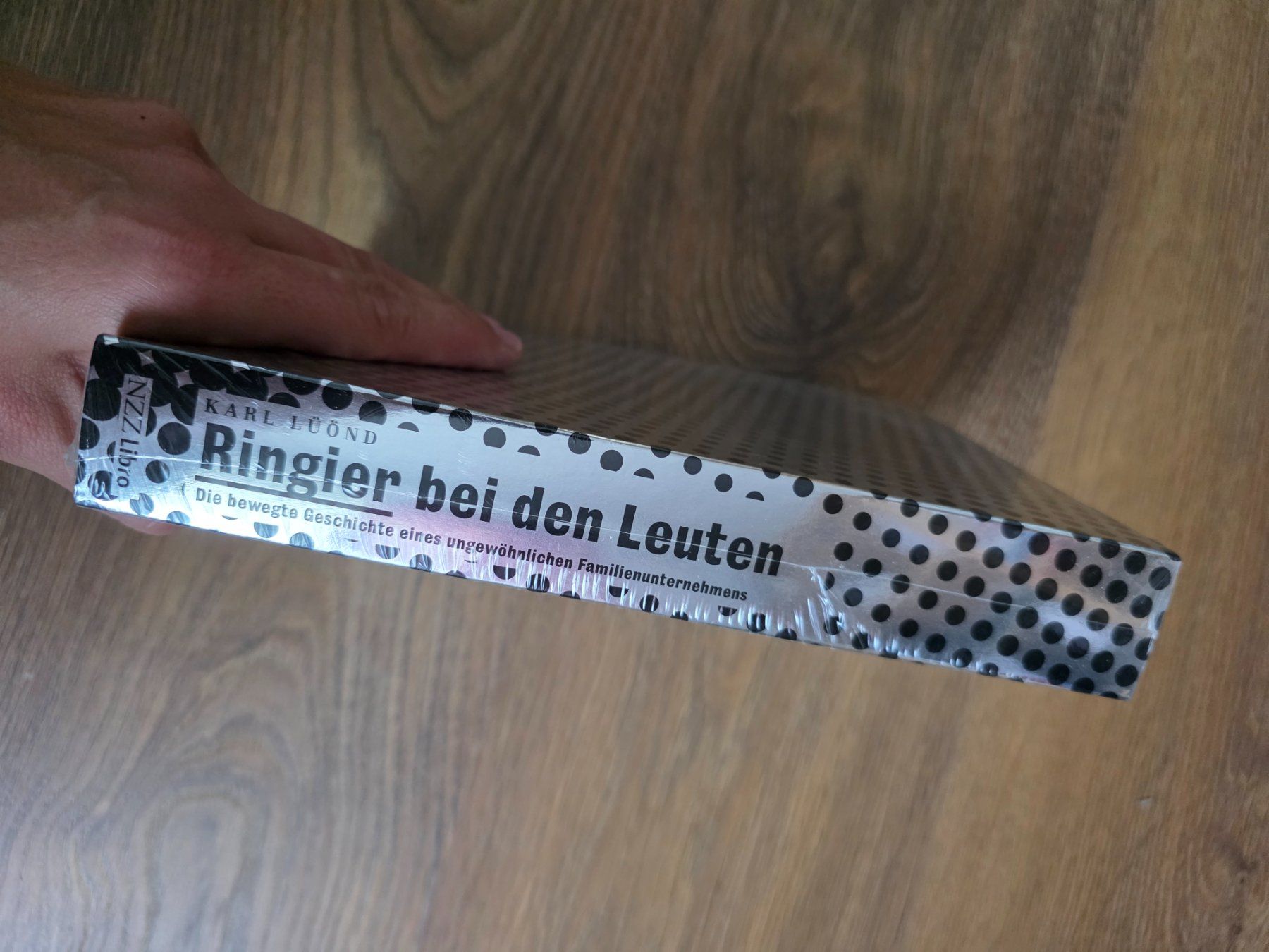 Livres: 175 Jahre Ringier - Was Menschen bewegt – Neuf avec emballage d'origine à Nebikon par Japostyle_2 1