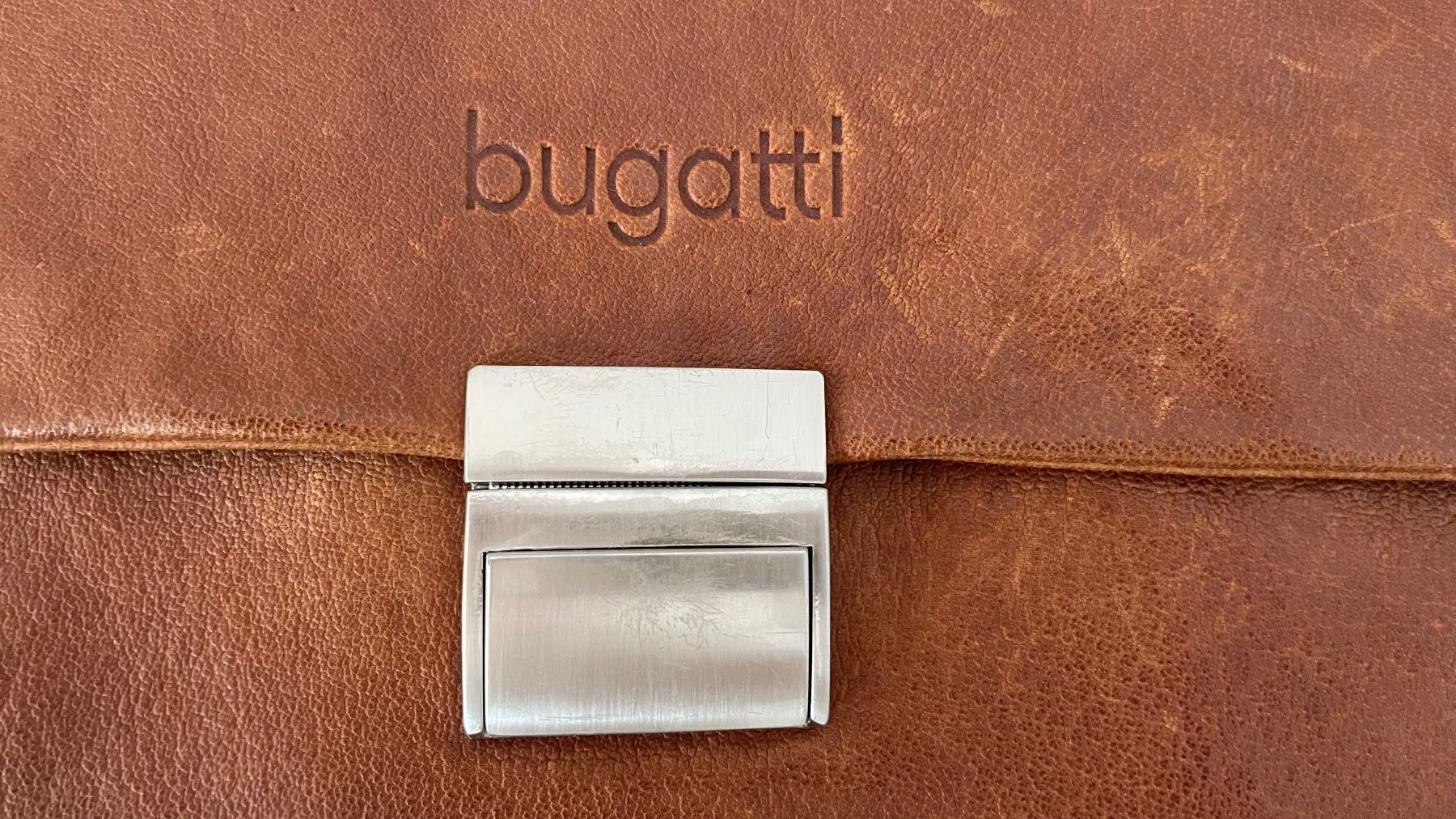 Bugatti Valigie & Borse: BUGATTI Echtledertasche Laptop  (Gratisversand CH) – Nuovo (secondo la descrizione) da Ilanz venduto da Mobby71 1