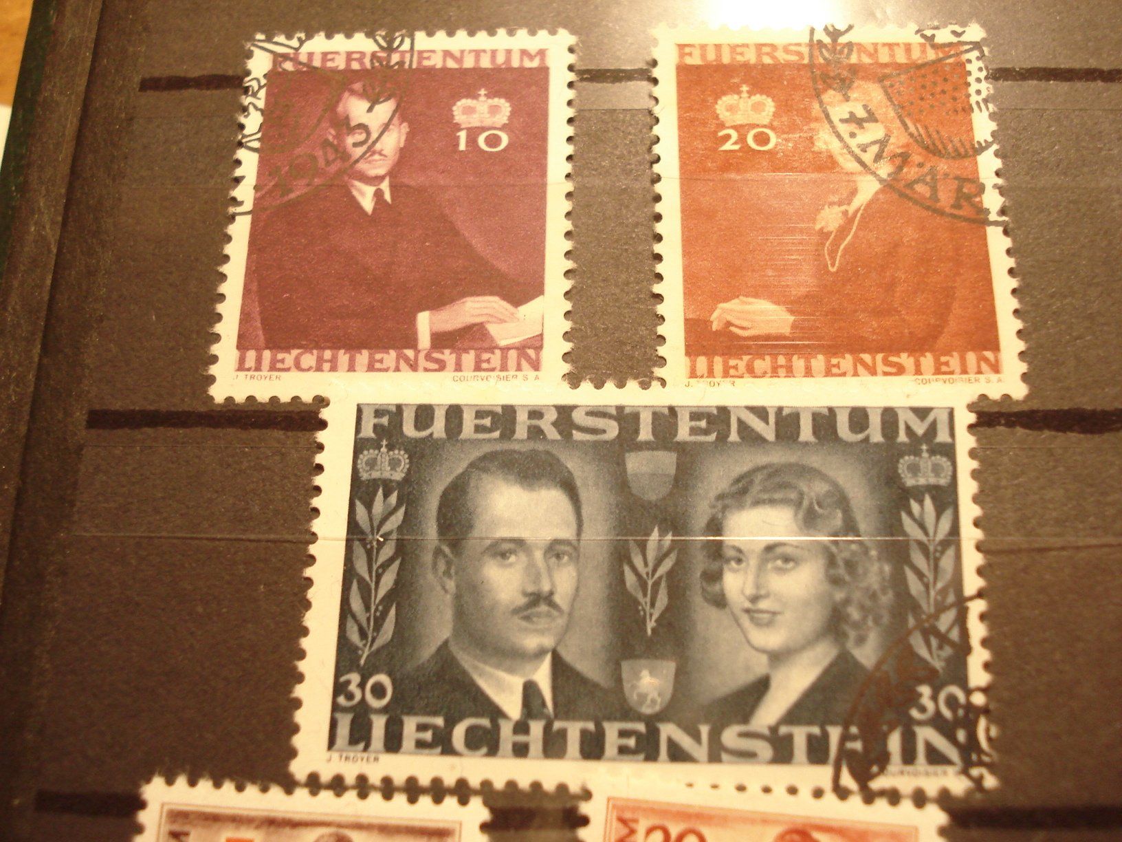 Tutti i francobolli: Liechtenstein Satz Vermählung 1943 o – Usato da Niederwil AG venduto da morostahu