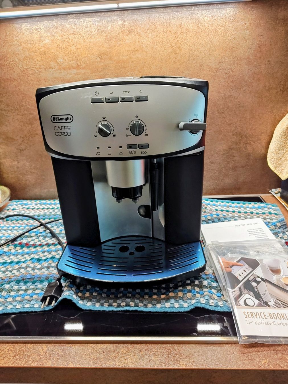 De'Longhi Macchine per caffè & Macchine per espresso: DeLonghi Kaffeevollautomat – Nuovo (secondo la descrizione) da Pratteln venduto da wol_mgx9