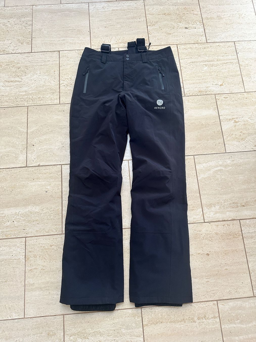 46 Nord Pantalons: 46 Nord Skihose Grösse 52L – D'occasion à Zürich par tim_bhk7