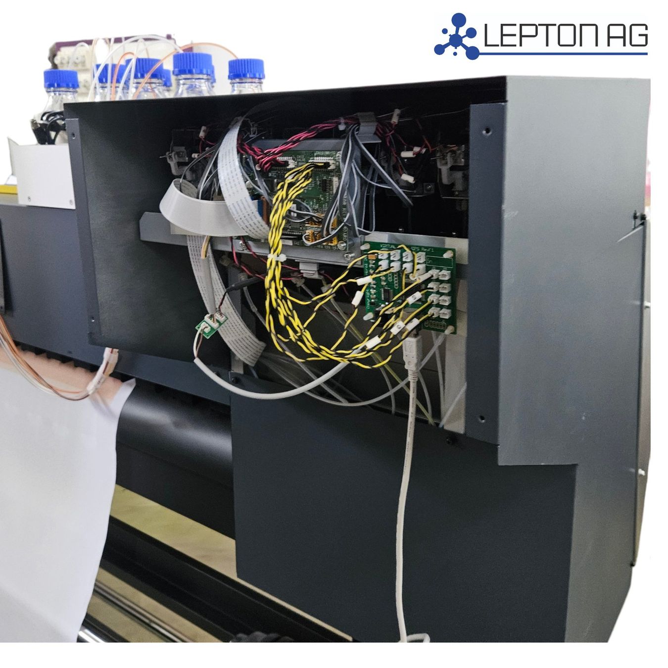 Mimaki Stampanti: Mimaki TS34-1800A Textildrucker – Usato da Niederdorf venduto da LeptonAG 6