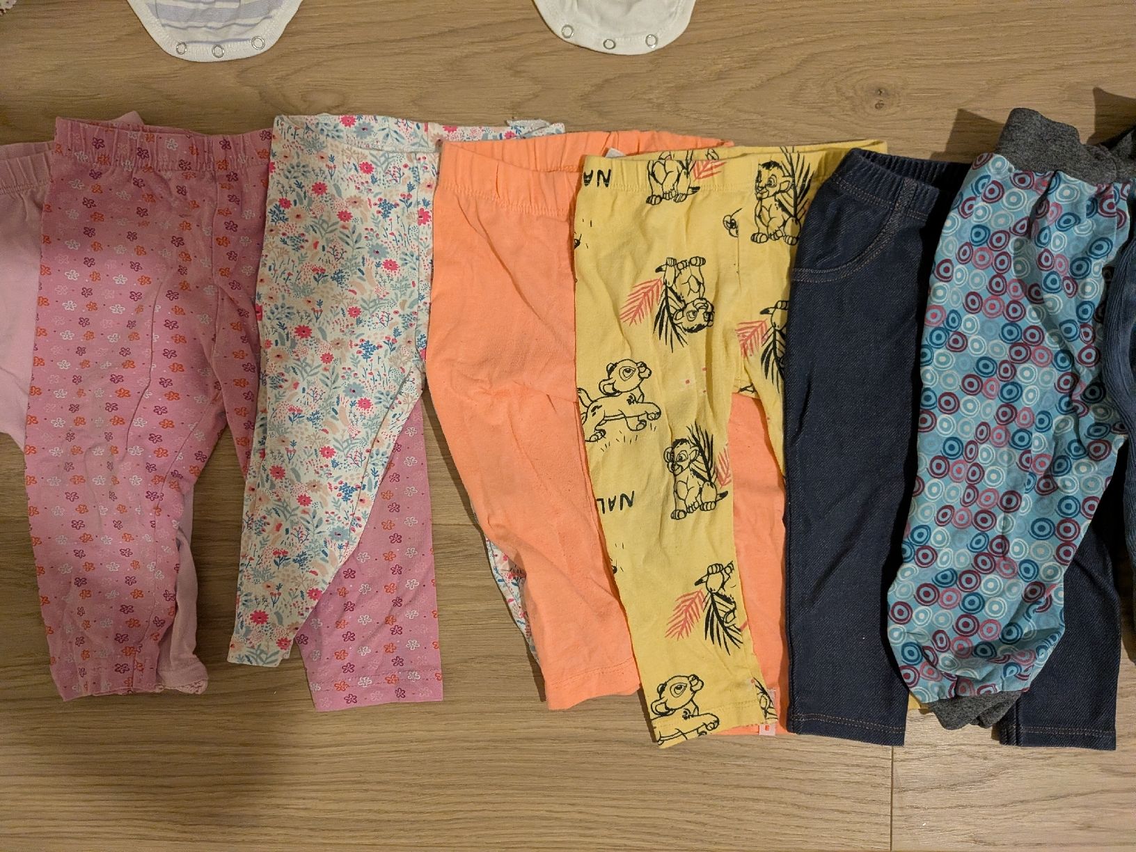 Lotti & Set di vestiti: Baby Kleider Set Grösse 74  – Usato da Adliswil venduto da agn_lt5j 4