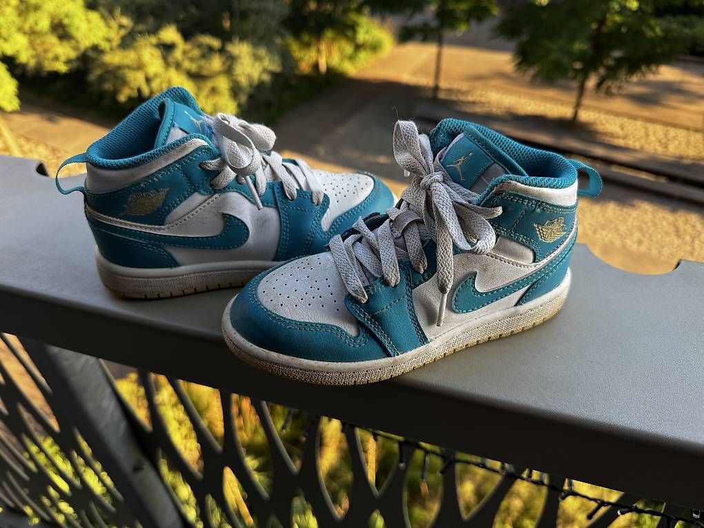 Scarpe per ragazzi: Kinder Nike Jordan Sneaker high, Gr. 29.5  – Usato da Zürich venduto da Supersampler