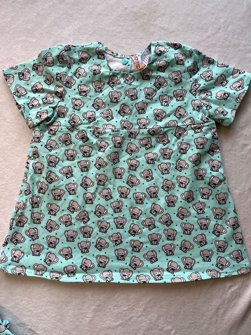 Vestiti & Gonne: 1 Kinderkleid selbst genäht – Nuovo e nell'imballaggio originale da Büsserach venduto da bor_s88m