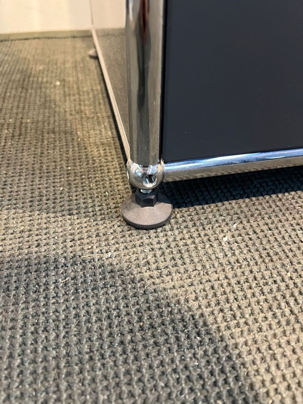 USM Regale: 009 USM Haller Möbel 2x4 – Gebraucht aus Wangen an der Aare von TBYN 5